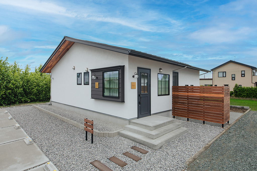 自然素材に癒される、三角屋根の平屋(磐田市)｜浜松の注文住宅工務店ワンズホーム